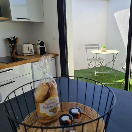 Location La Belle - La Rochelle B Apartment Bagian luar foto
