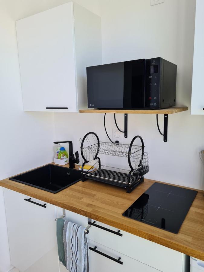 Location La Belle - La Rochelle B Apartment Bagian luar foto