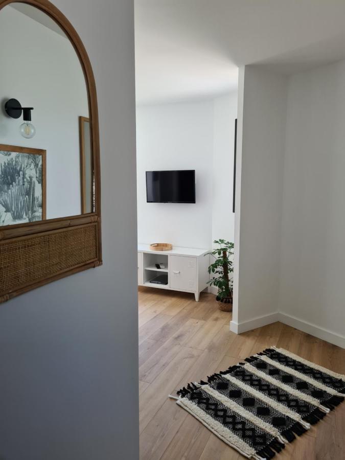 Location La Belle - La Rochelle B Apartment Bagian luar foto